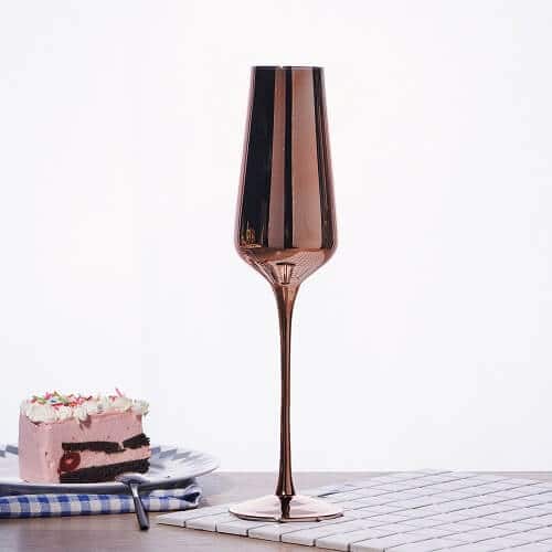 Custom etched champagne flute with rising bubble column, corporate event glassware Malaysia