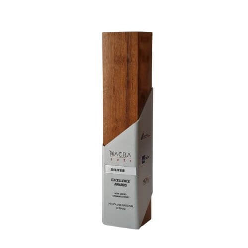 How to Choose a Custom Award Plaque: Material, Branding & Finish (Malaysia)