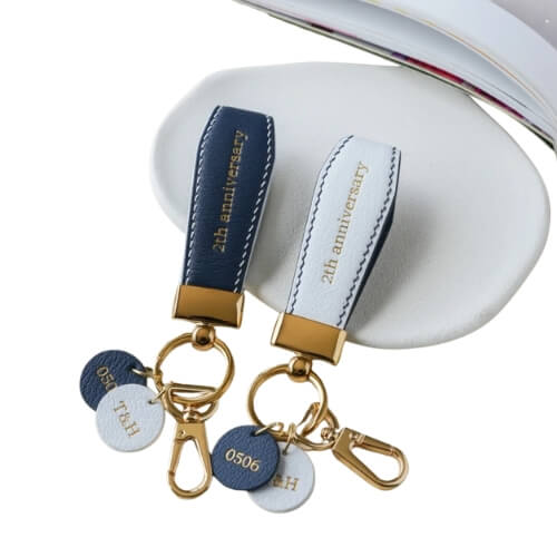 Custom embossed PU leather keychains for executive corporate gifts Malaysia