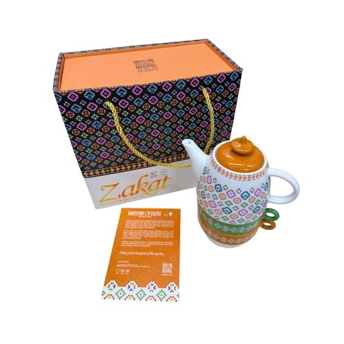 Custom Teapot and Two Cup Ceramic Gift Set with rope-handle rigid gift box and printed card, corporate gift by Aquaholic Gifts Malaysia
