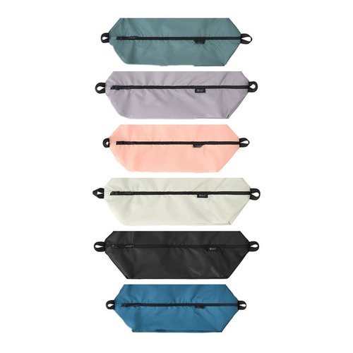 Shoe bags in six colours